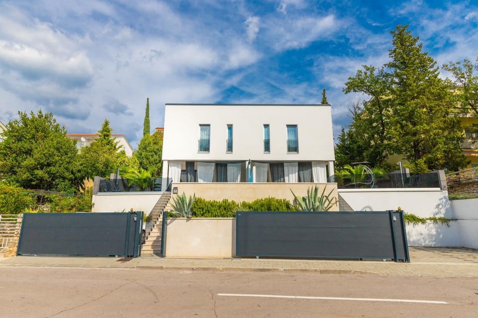 Villa Luna&Aurora Bed and Breakfast in Primorje-Gorski Kotar County