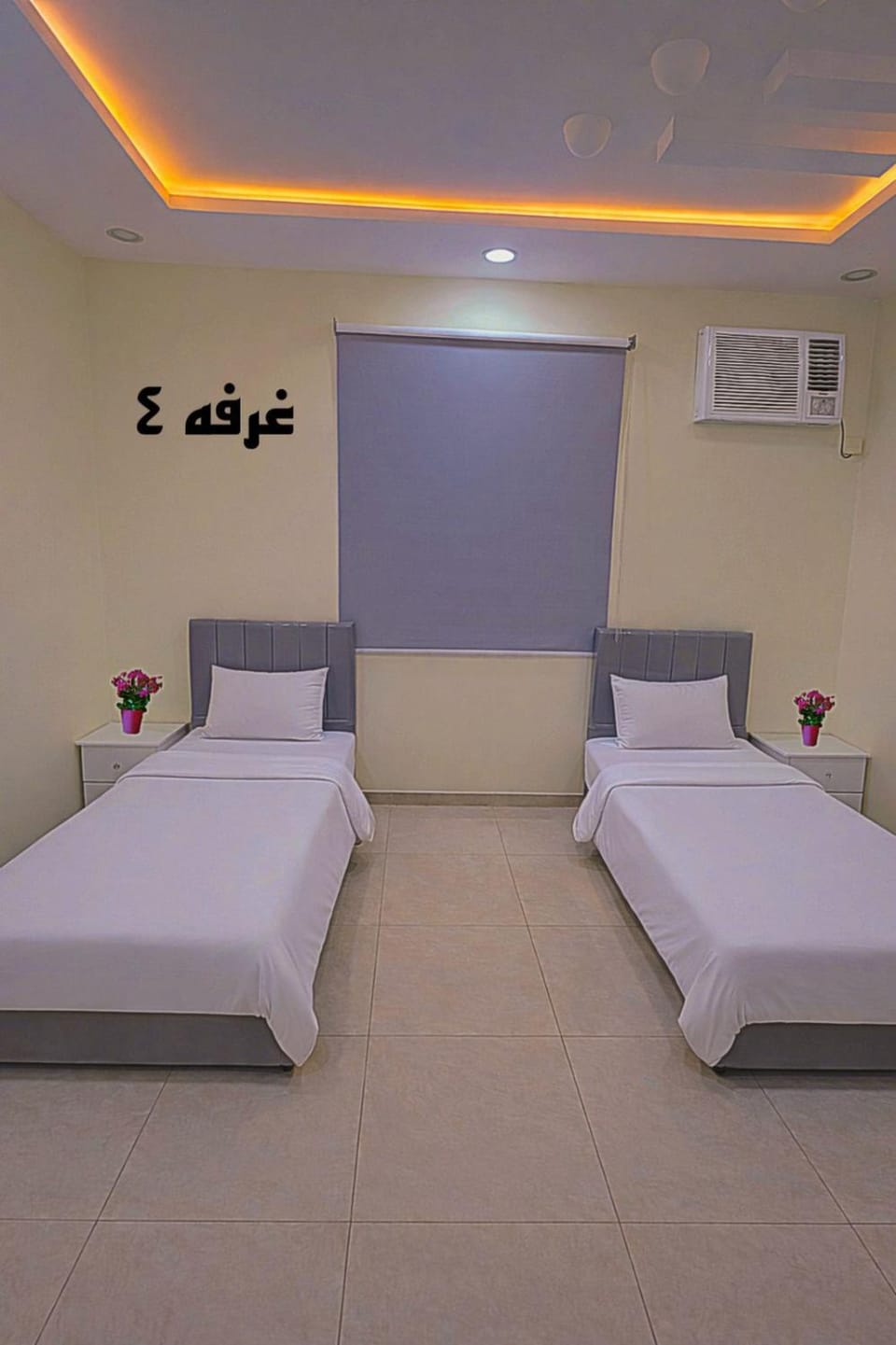 Bed, Photo of the whole room, Bedroom, air conditioner
