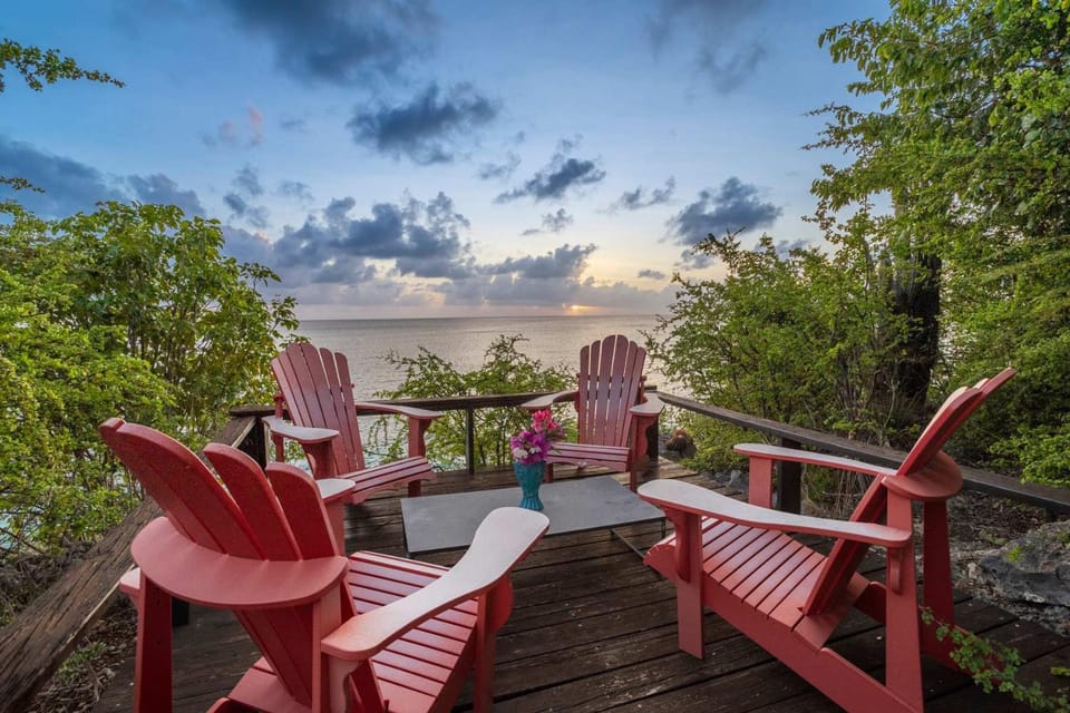 Villa La Brisa with a tropical garden private pool and spectacular views Villa in Venezuela