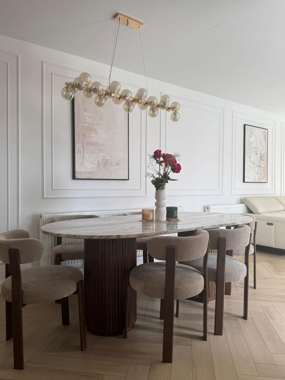 Living room, Seating area, Dining area