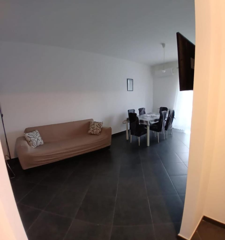Avignone 96 - Moderno bilocale zona centro Apartment in Messina
