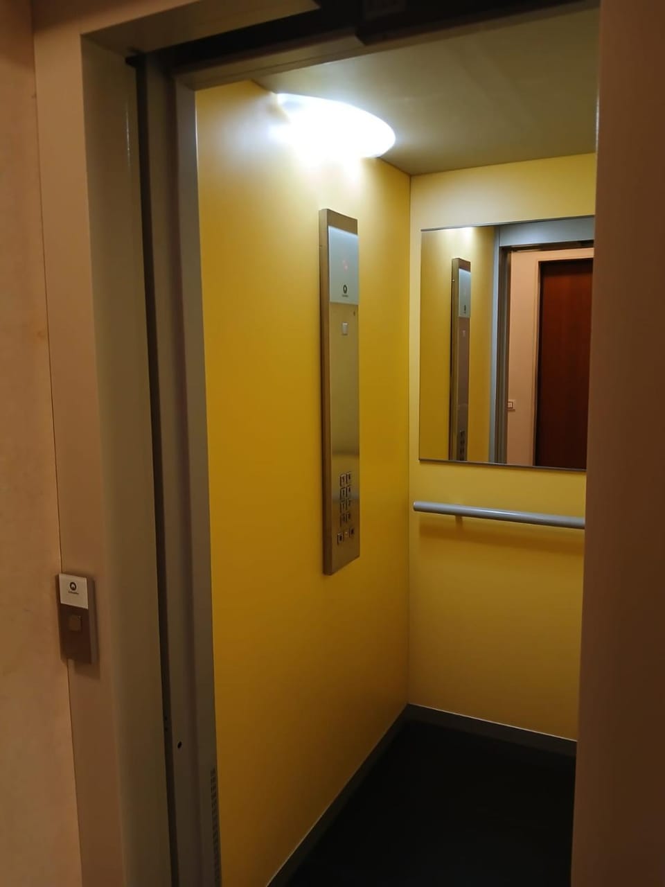Avignone 96 - Moderno bilocale zona centro Apartment in Messina
