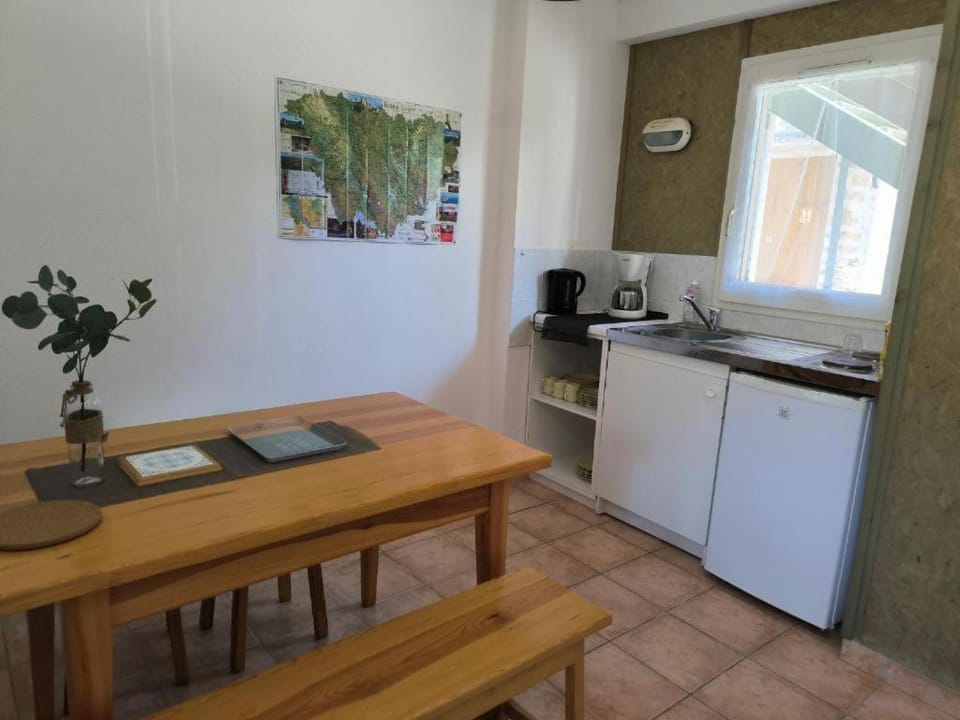 Appartements indépendants dans chalet en Auvergne Apartment in Auvergne-Rhône-Alpes