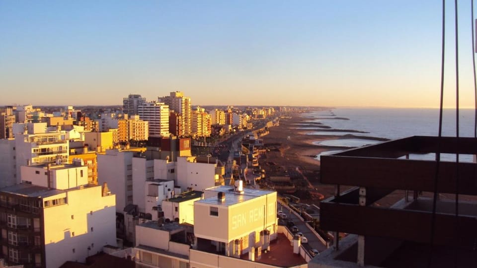 Primera línea de playa Apartment in Mar del Plata