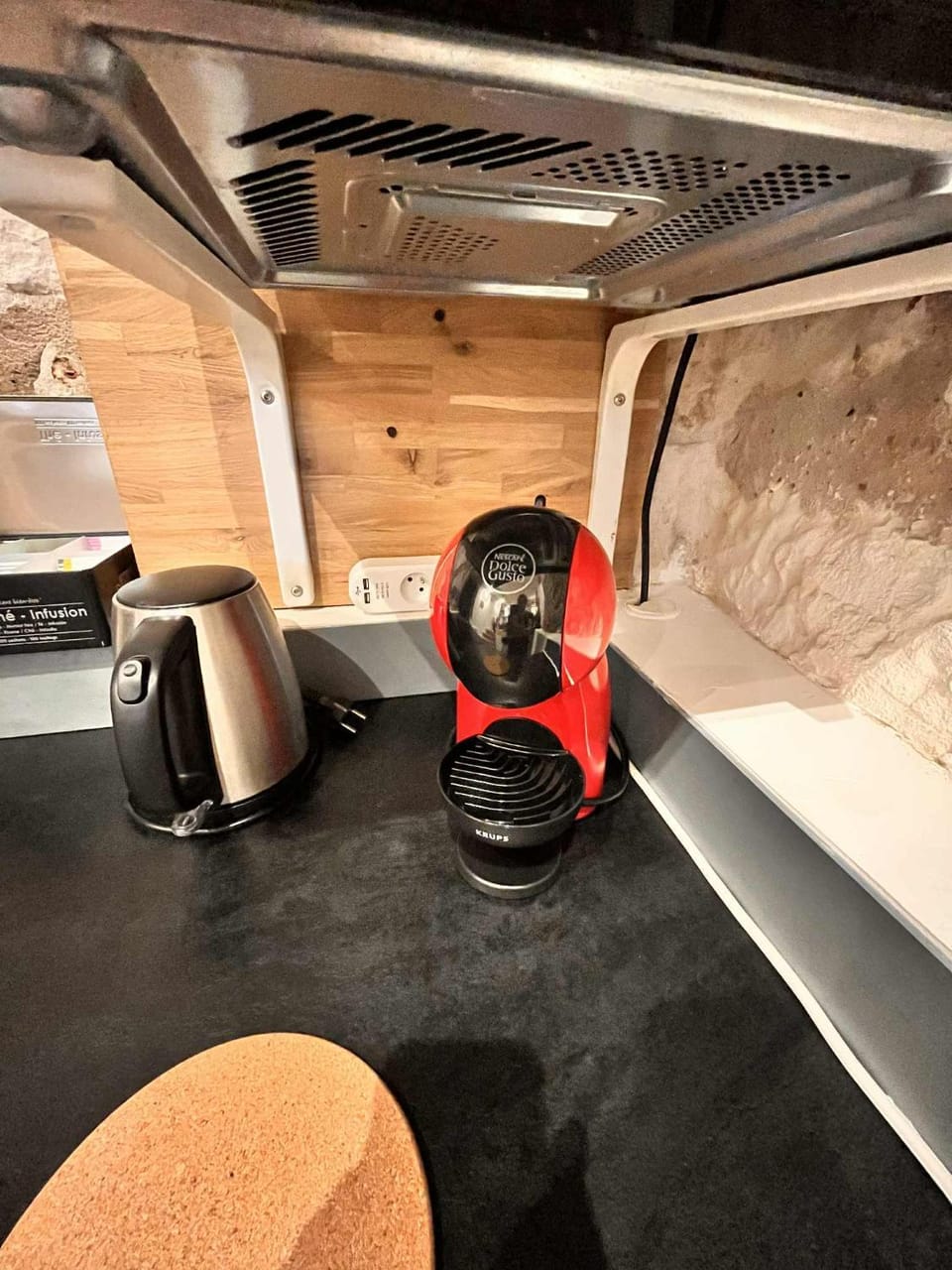 Coffee/tea facilities