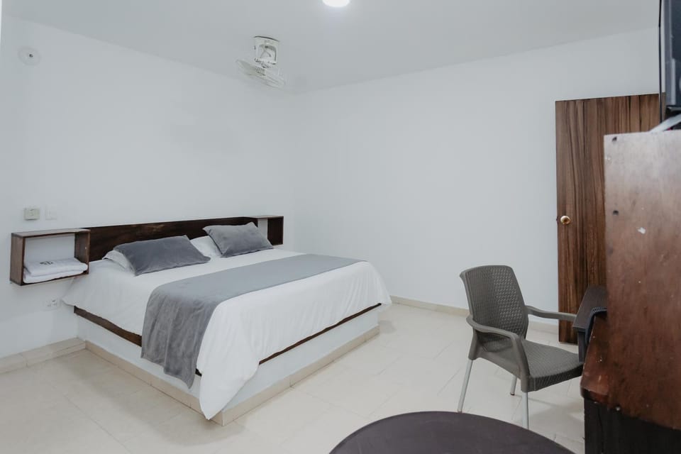 Bed, Photo of the whole room