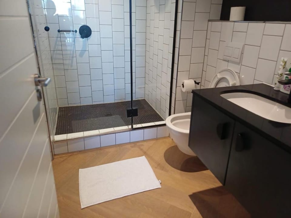 1bedroom Luxe Nine Palms near Canal Walk Apartment in Cape Town