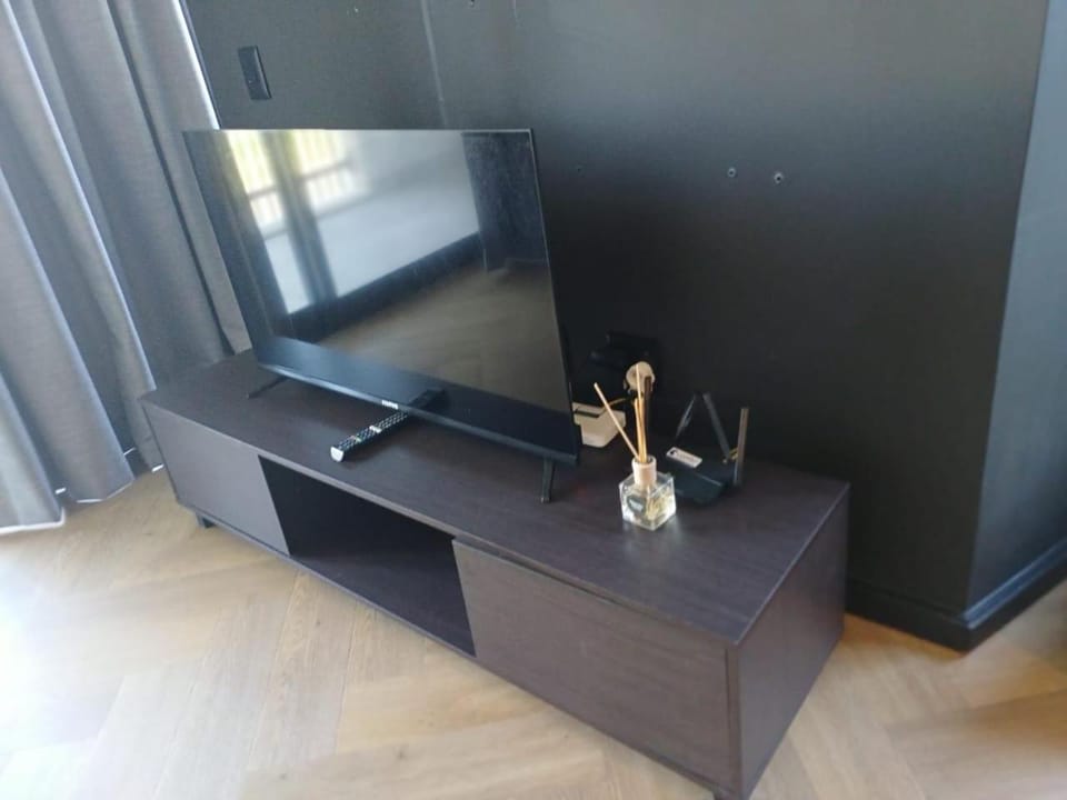 1bedroom Luxe Nine Palms near Canal Walk Apartment in Cape Town