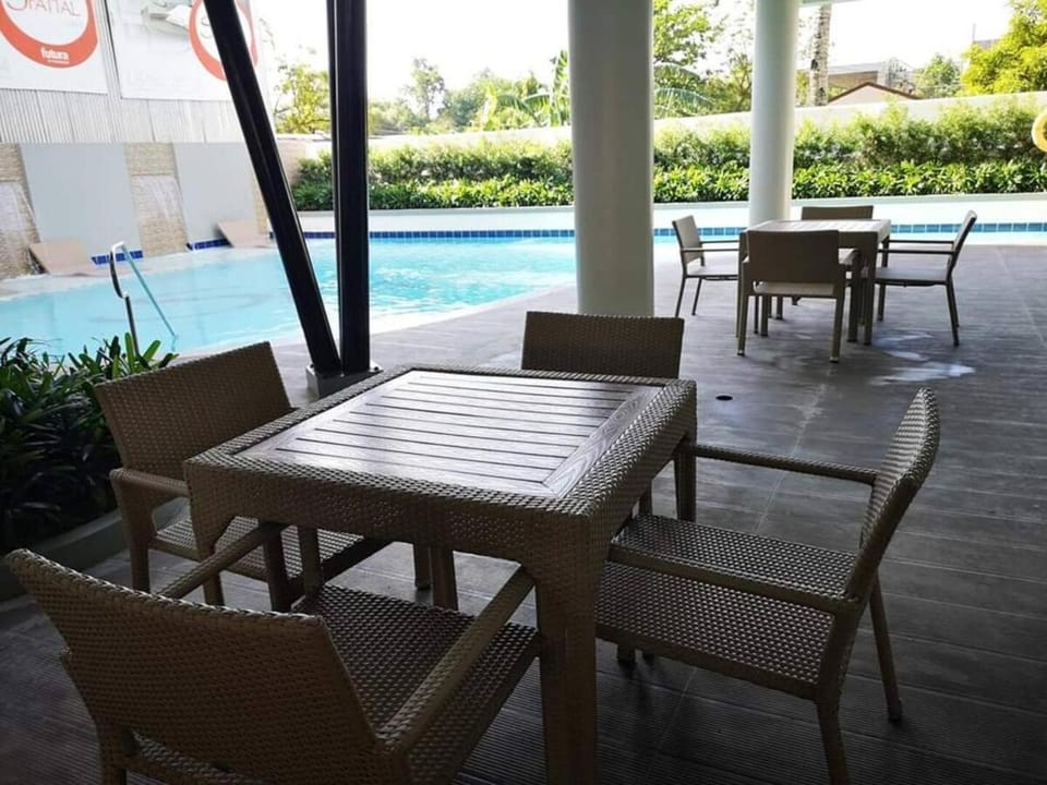 Patio, Swimming pool