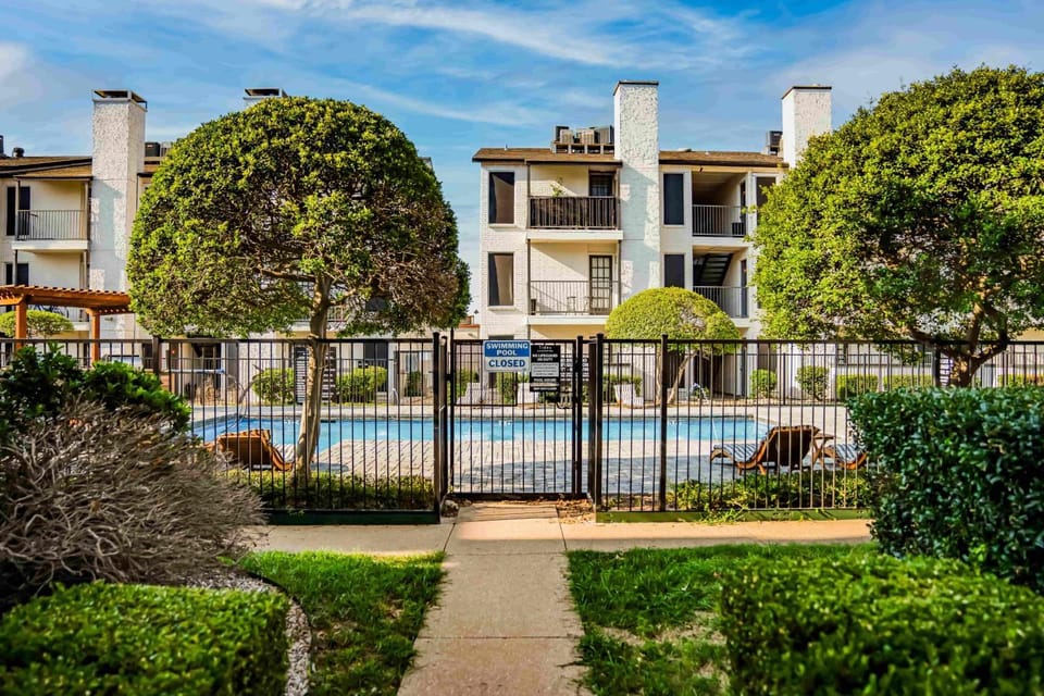 The Charlie 1203 I Spacious and Comfy 1 Bed 1 Bath Apartment in Richardson