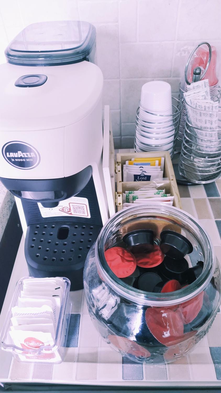 Coffee/tea facilities