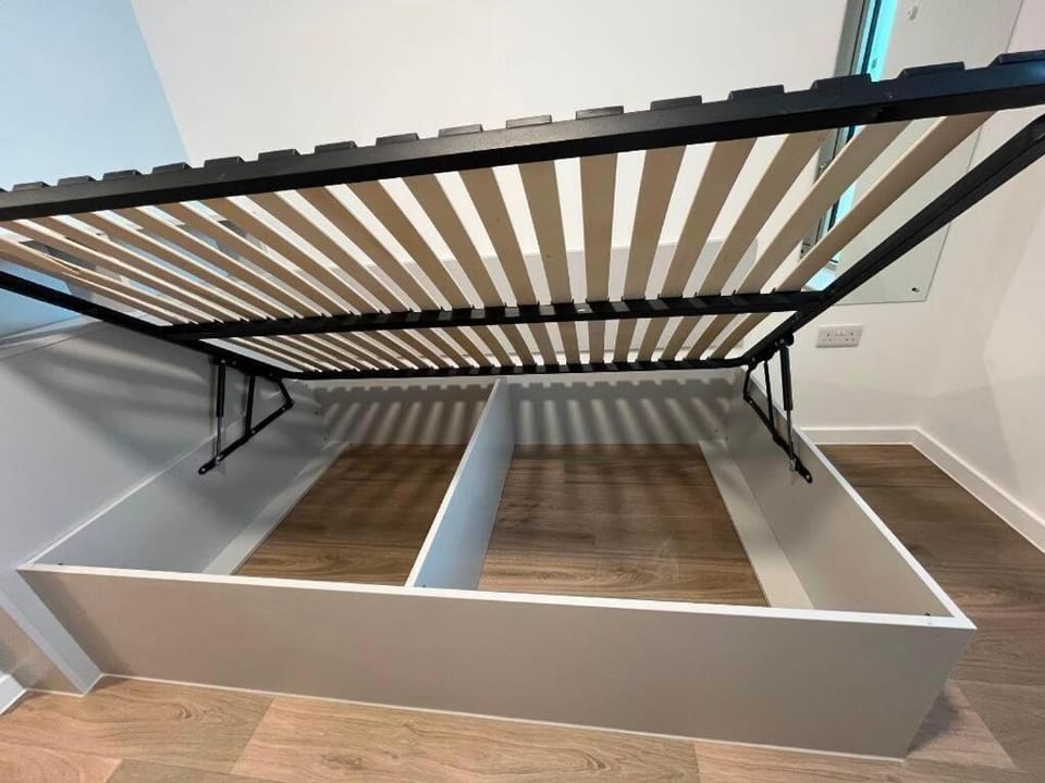 Ensuite Student Room in Central Bristol Apartment in Bristol