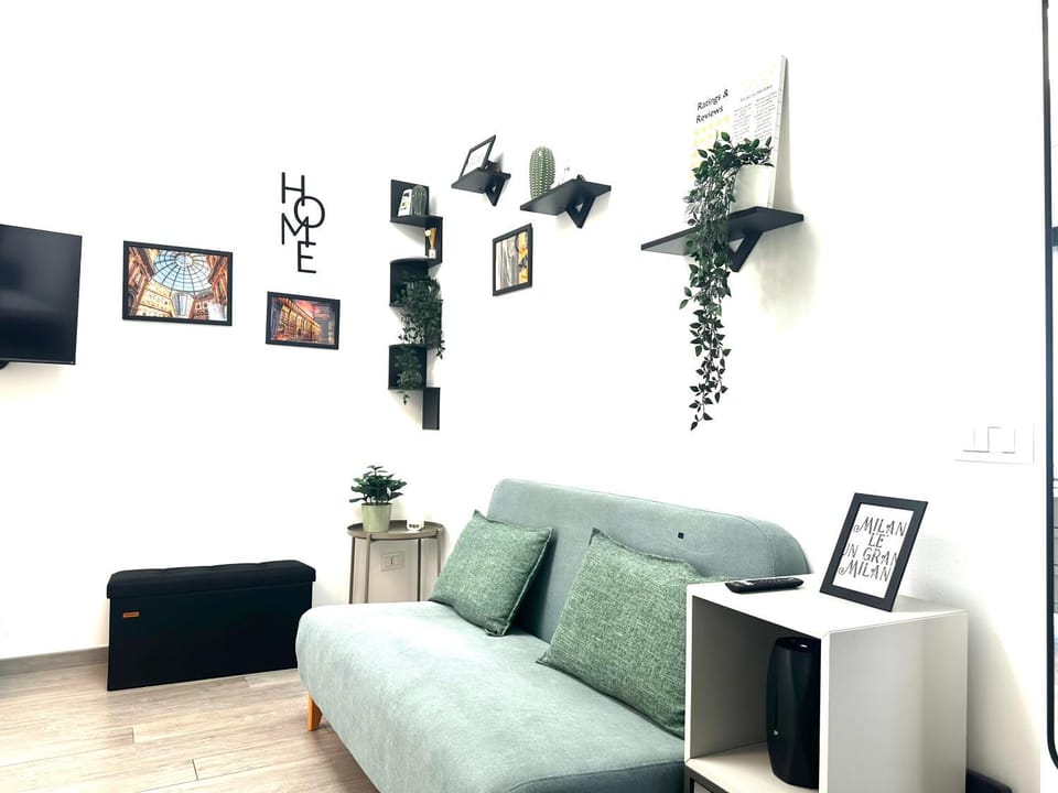 Communal lounge/ TV room, TV and multimedia, Living room, Seating area, heating, internet, kitchen, air conditioner