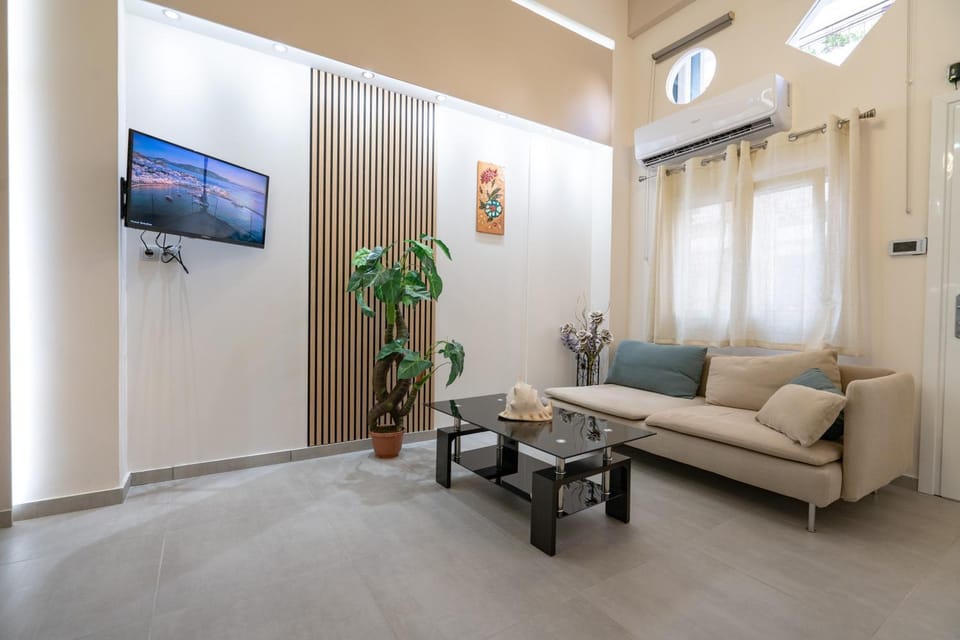 Loft 53- Urban Stay by MPS Apartment in East Attica Regional Unit, Greece