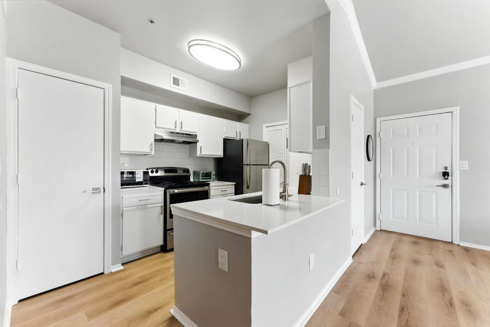 The Calvin Spacious 334 I 2 bed 1 Bath Apartment in Plano