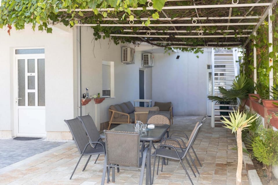 Vila Luxembourg Apartment in Ulcinj