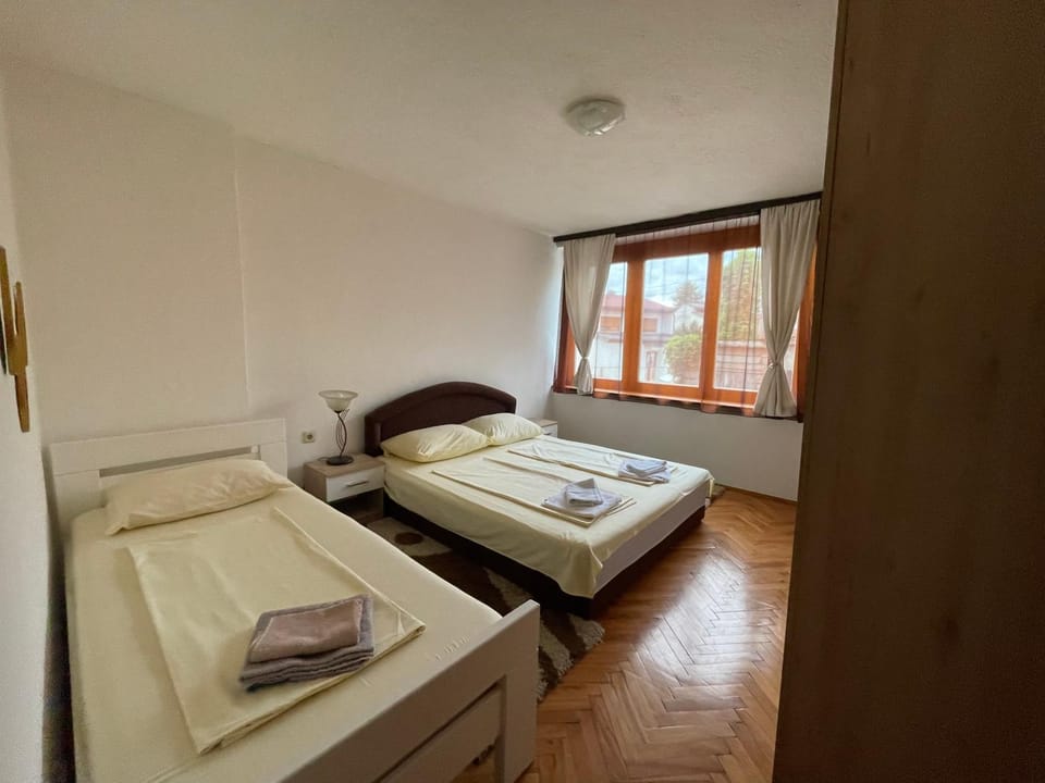 Apartman Mir Apartment in Lika-Senj County