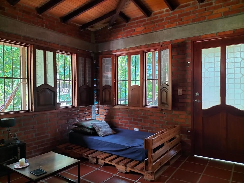 View (from property/room), View (from property/room), Photo of the whole room, Garden view, Garden view, Inner courtyard view