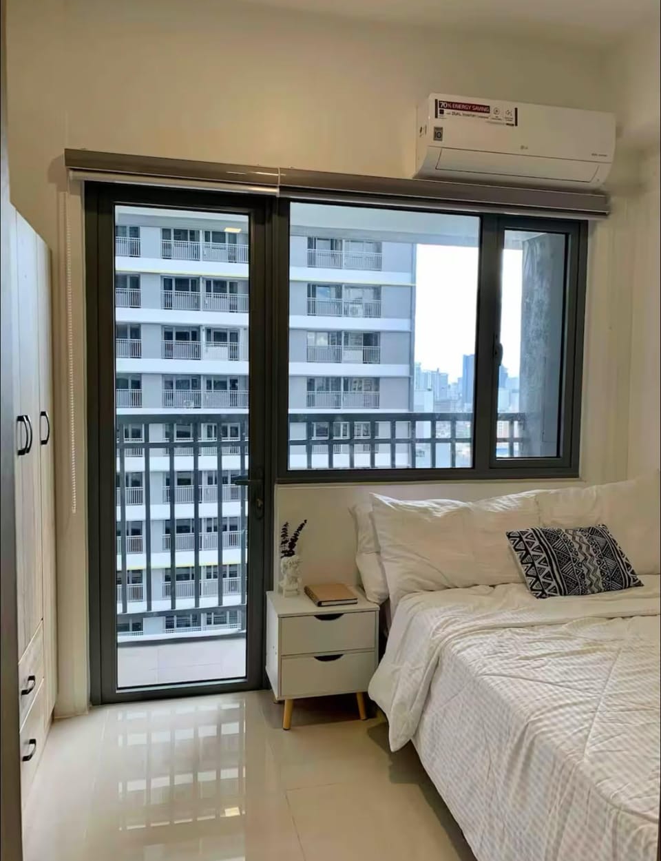 Fame Residences One-Bedroom Condo Unit Apartment hotel in Mandaluyong