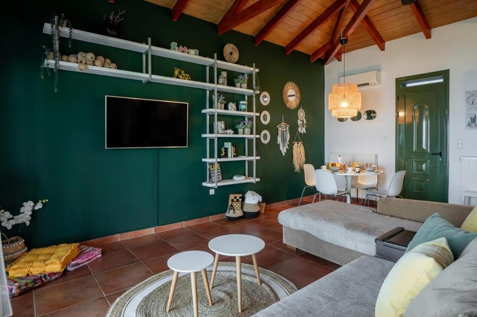 TV and multimedia, Seating area