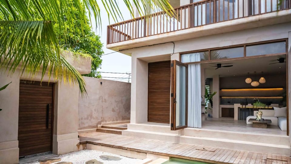 Property building, Day, Garden, View (from property/room), Balcony/Terrace, Garden view