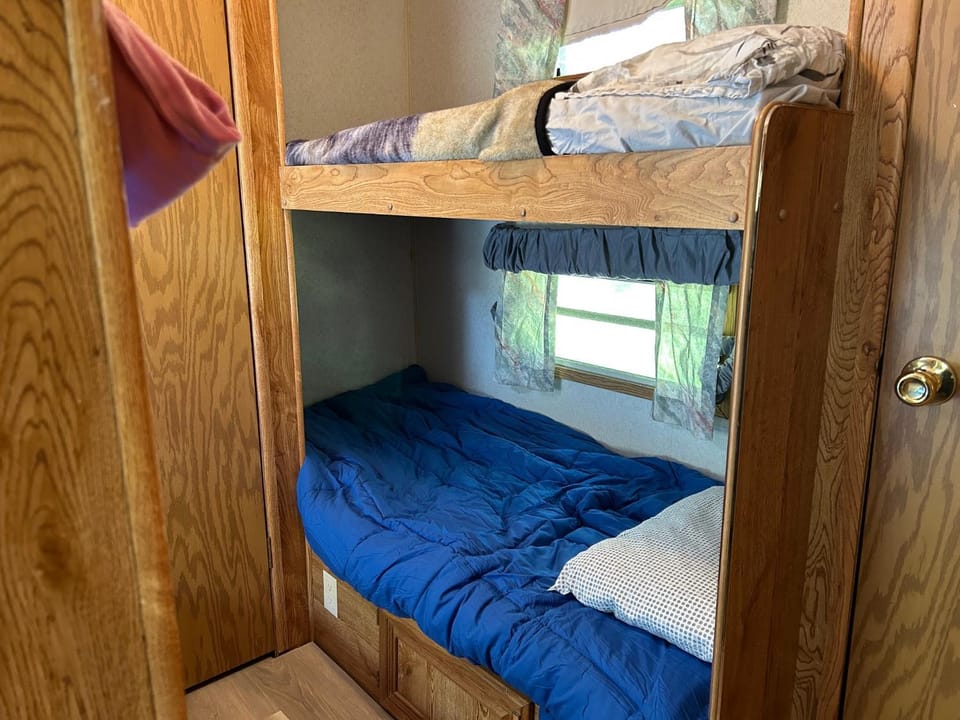 bunk bed