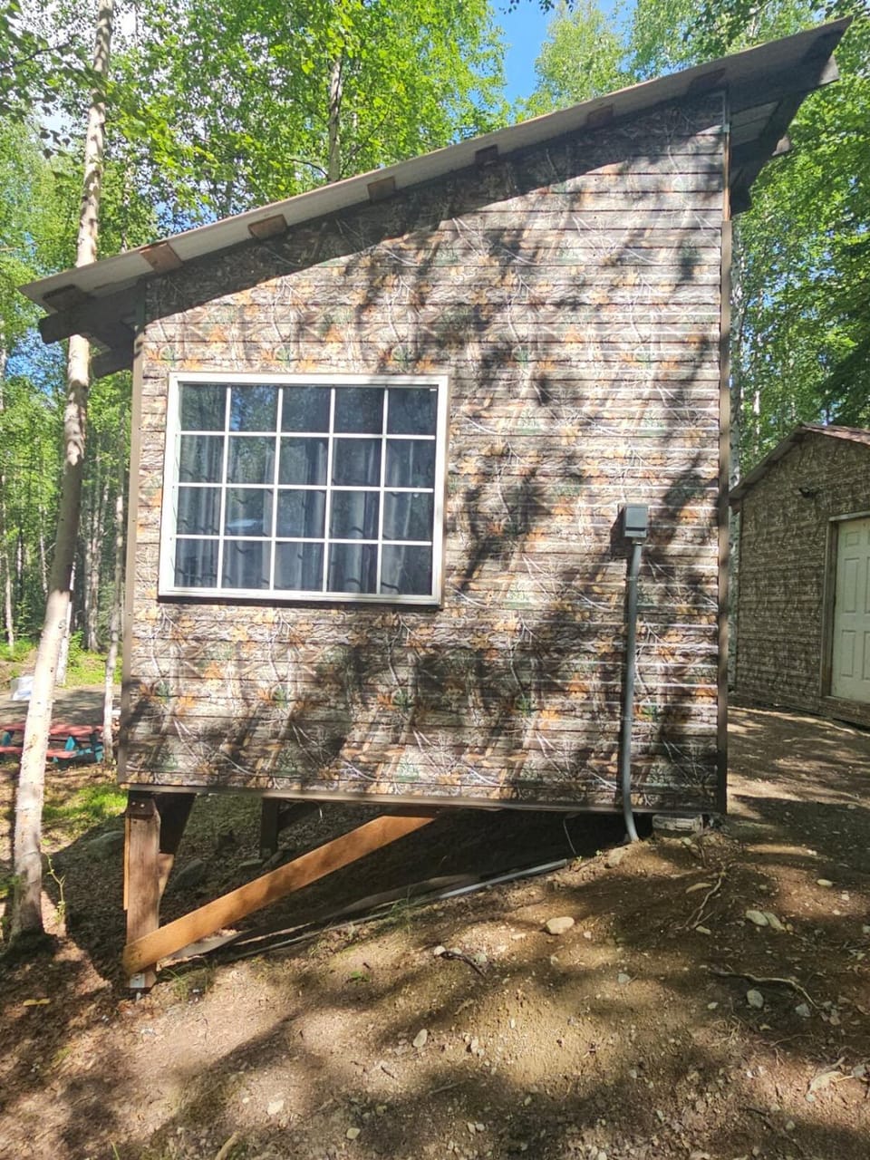 Property building, Day