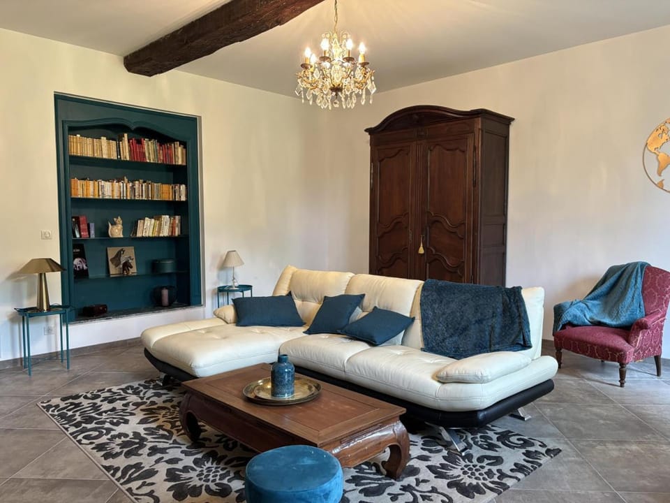 Gîte de Charme à Souvigny : Histoire, Nature & Sérénité - FR-1-489-581 House in Auvergne-Rhône-Alpes