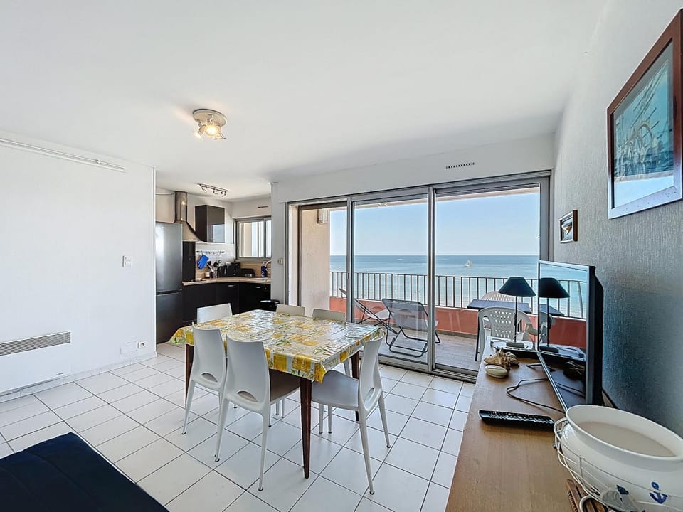Palavas: T3 Traversant, Vue Mer, 6 Pers - FR-1-715-112 Apartment in Palavas-les-Flots