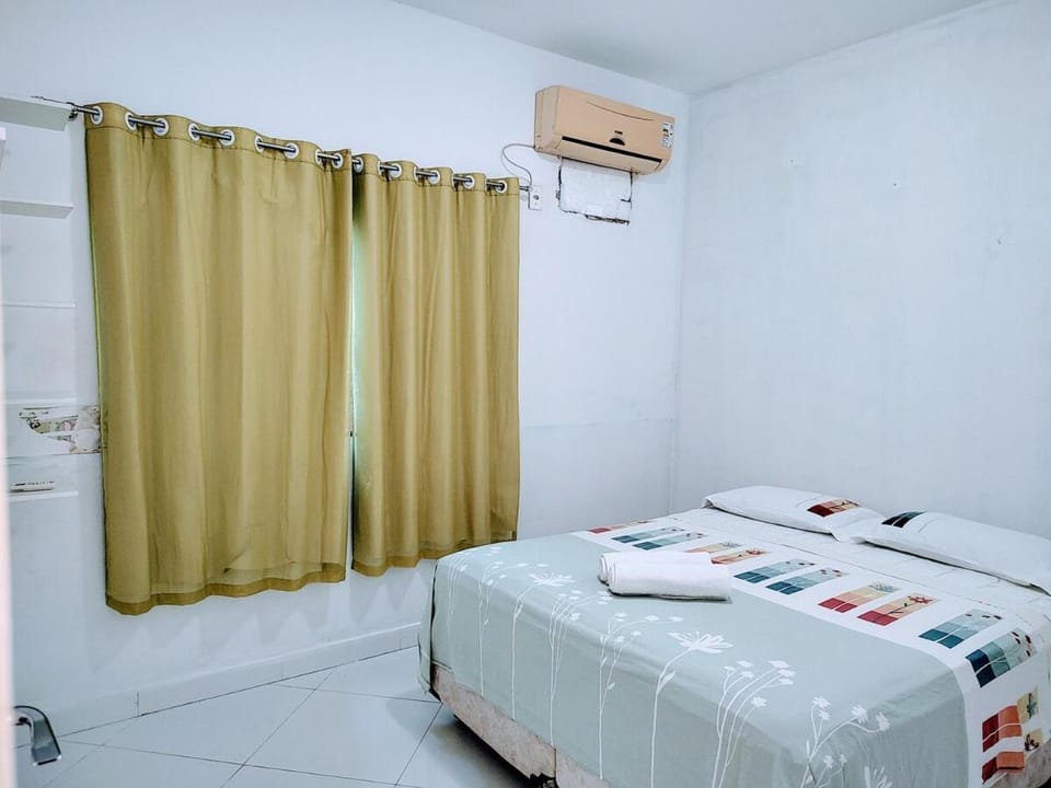Bed, Photo of the whole room, Bedroom, towels, air conditioner