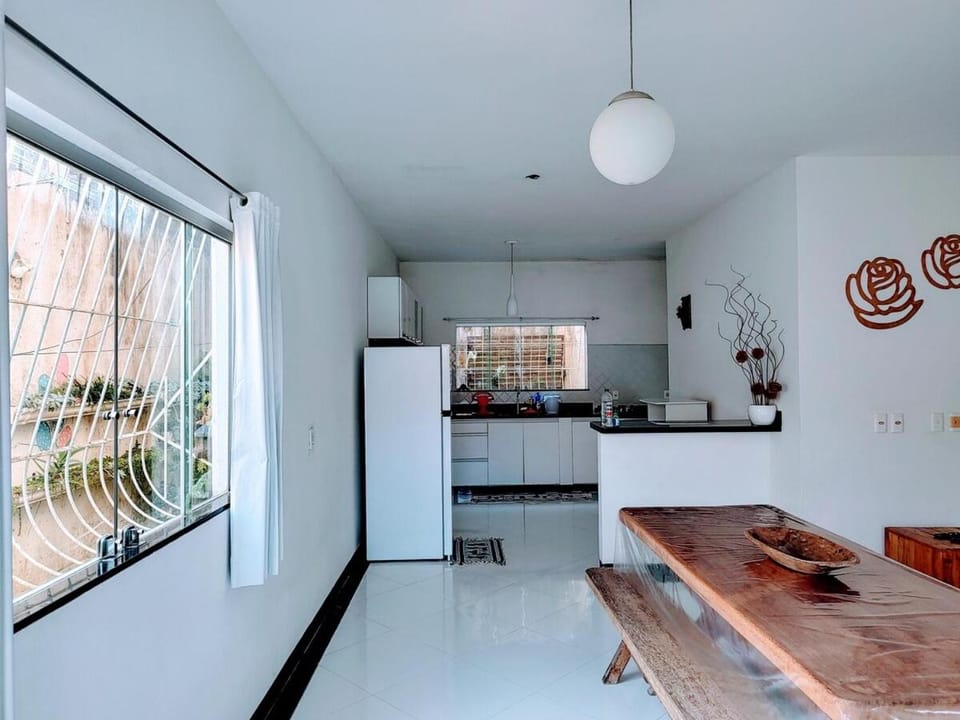 Kitchen or kitchenette, Dining area, oven, stove