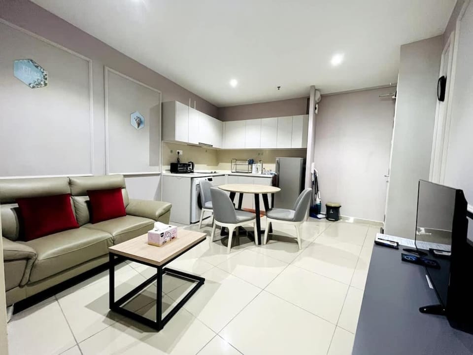 Diva Homes at i-City WiFi TV Box and 1 Carpark House in Selangor, Malaysia