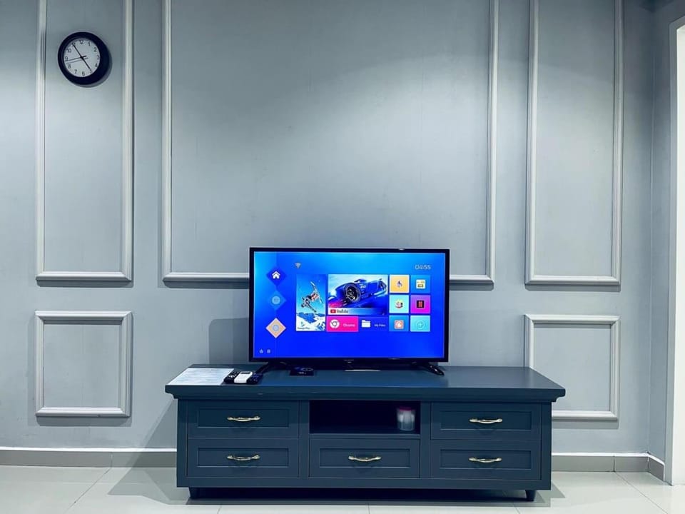 Diva Homes at i-City WiFi TV Box and 1 Carpark House in Selangor, Malaysia