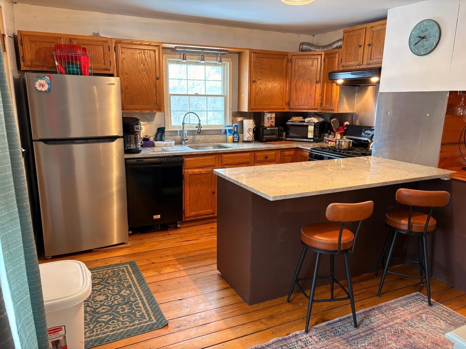 My Valhalla Farm-Room Rentals Bed and Breakfast in Oakland