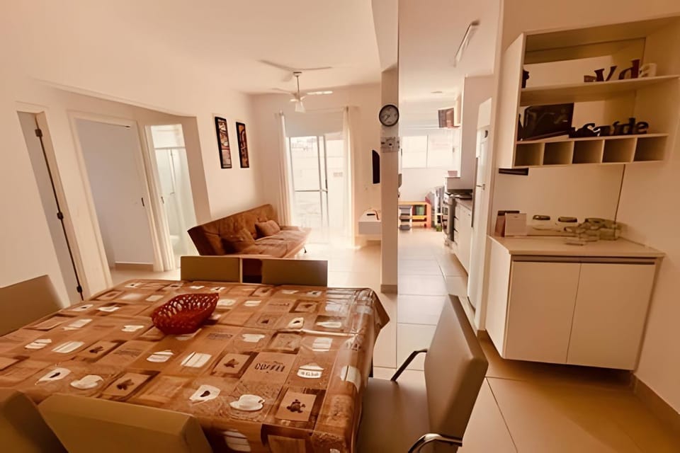 Apartamentos a 250m da Praia das Toninhas Apartment in State of São Paulo