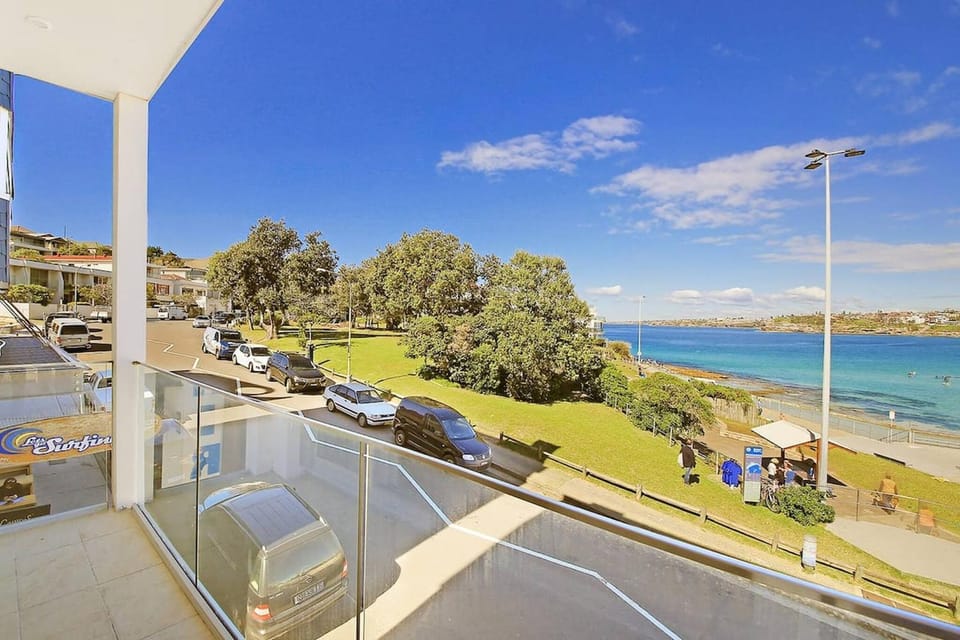 View (from property/room), Balcony/Terrace, Beach, Sea view