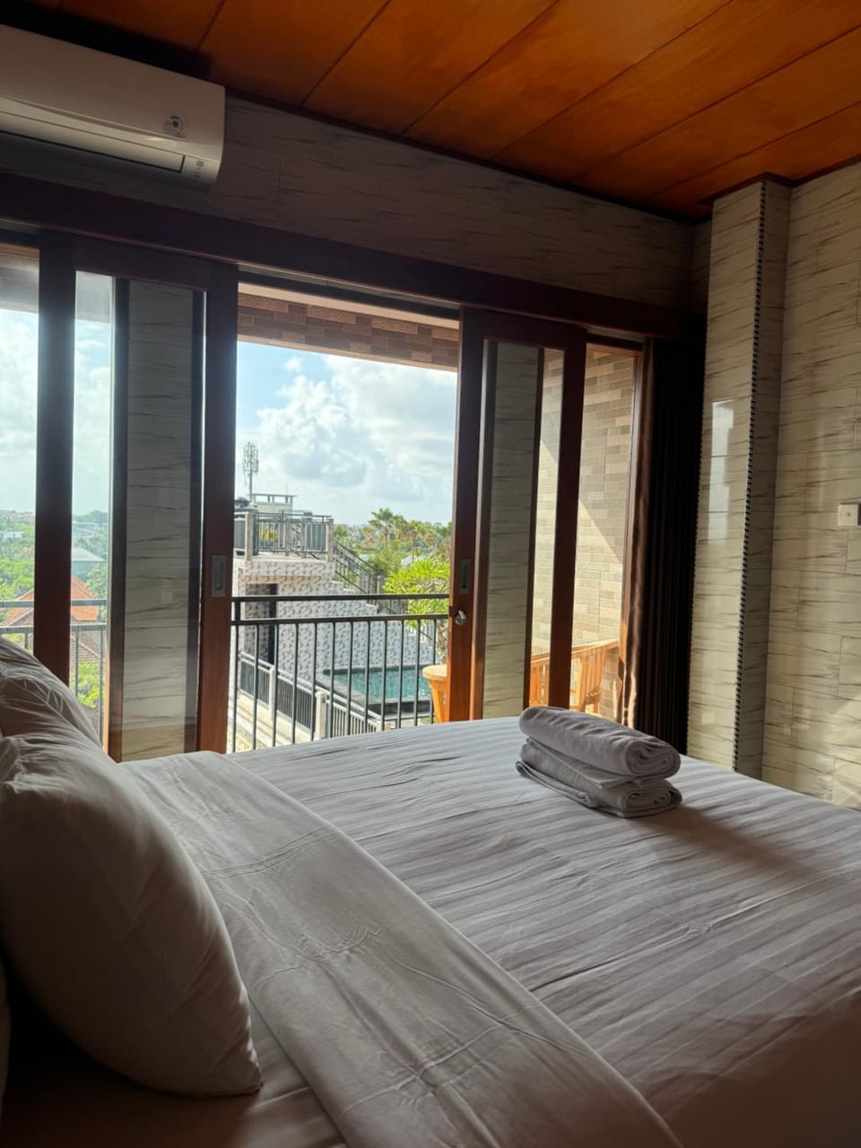 Brekele Berawa Beachhouse Bed and Breakfast in East Java