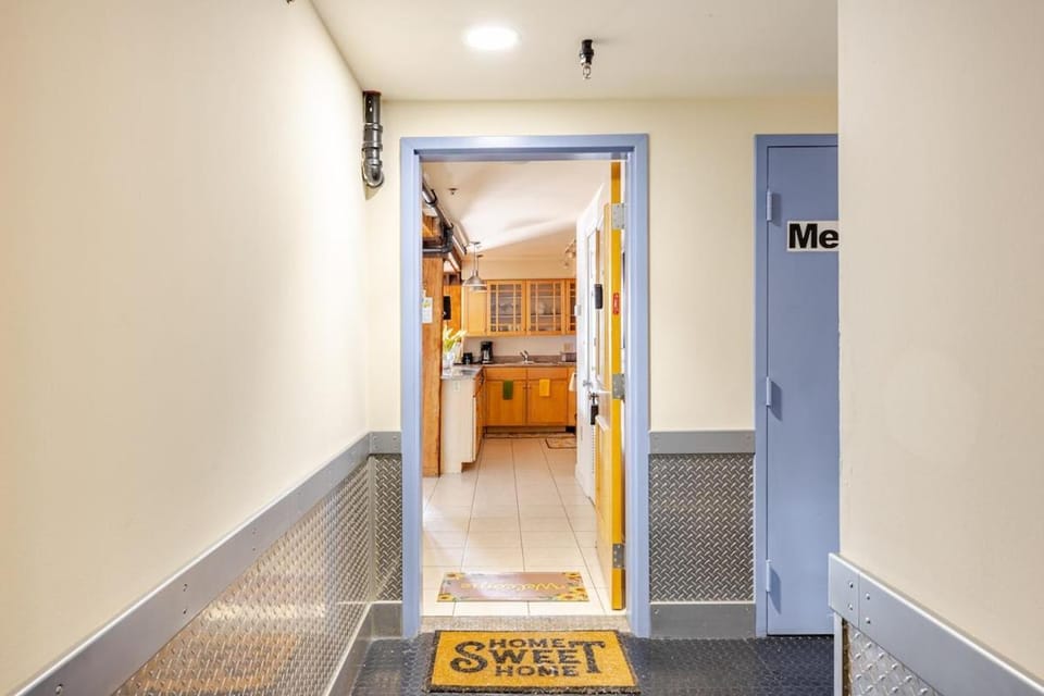 Cozy 1BR Apt in Downtown Richmond, Nearby Attractions Apartment in Church Hill