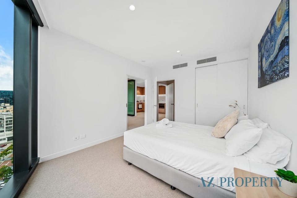 Metro Nest Light-Filled 1BR in CBD Apartment in Perth