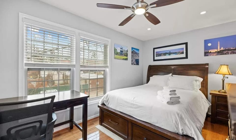 Central Convenient Home with Free Parking #DCottage House in District of Columbia