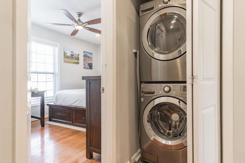 Central Convenient Home with Free Parking #DCottage House in District of Columbia