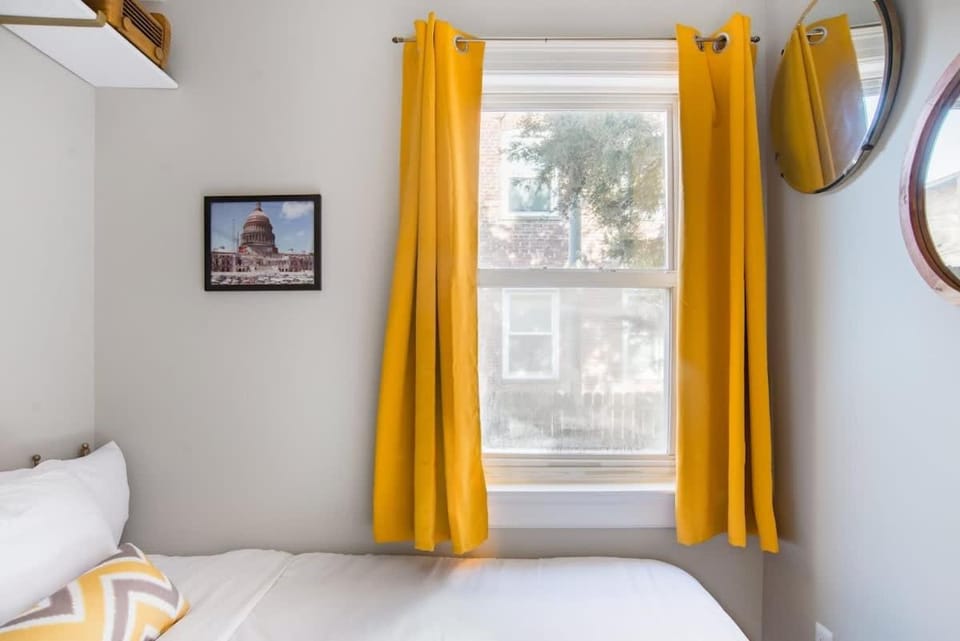 Mid-Century Marvel Steps from Restaurants Bars and Markets 3BR & 2BA House in District of Columbia