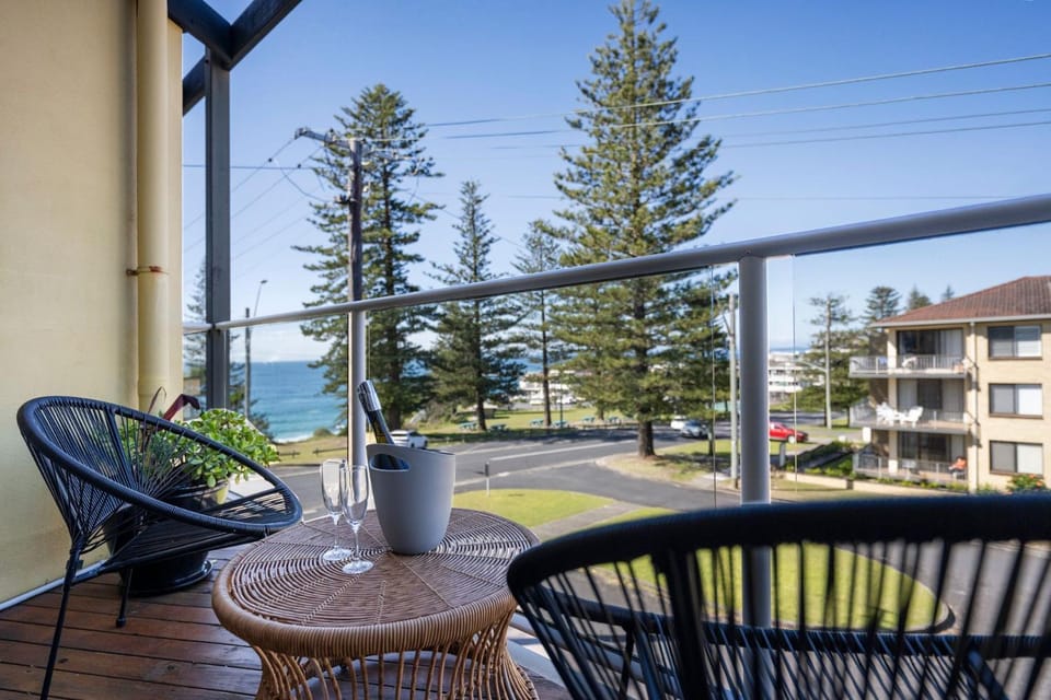 Seaspray Views - Lifestyle Yamba Apartment in Yamba