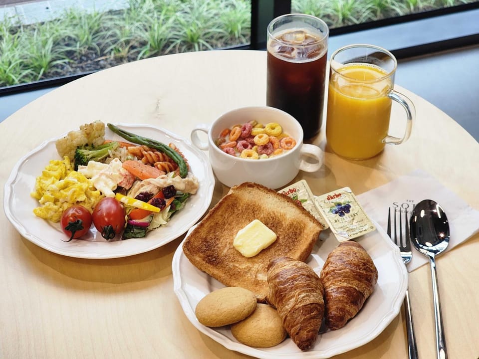 Breakfast, Continental breakfast
