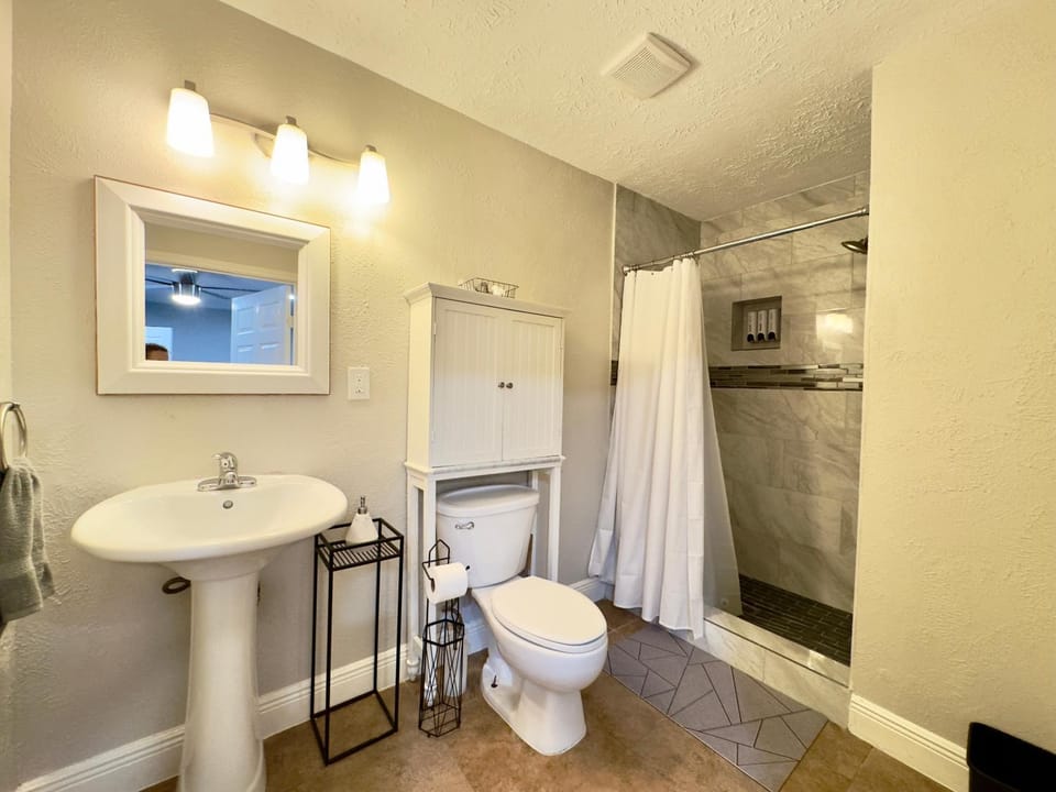 Shower, Bathroom