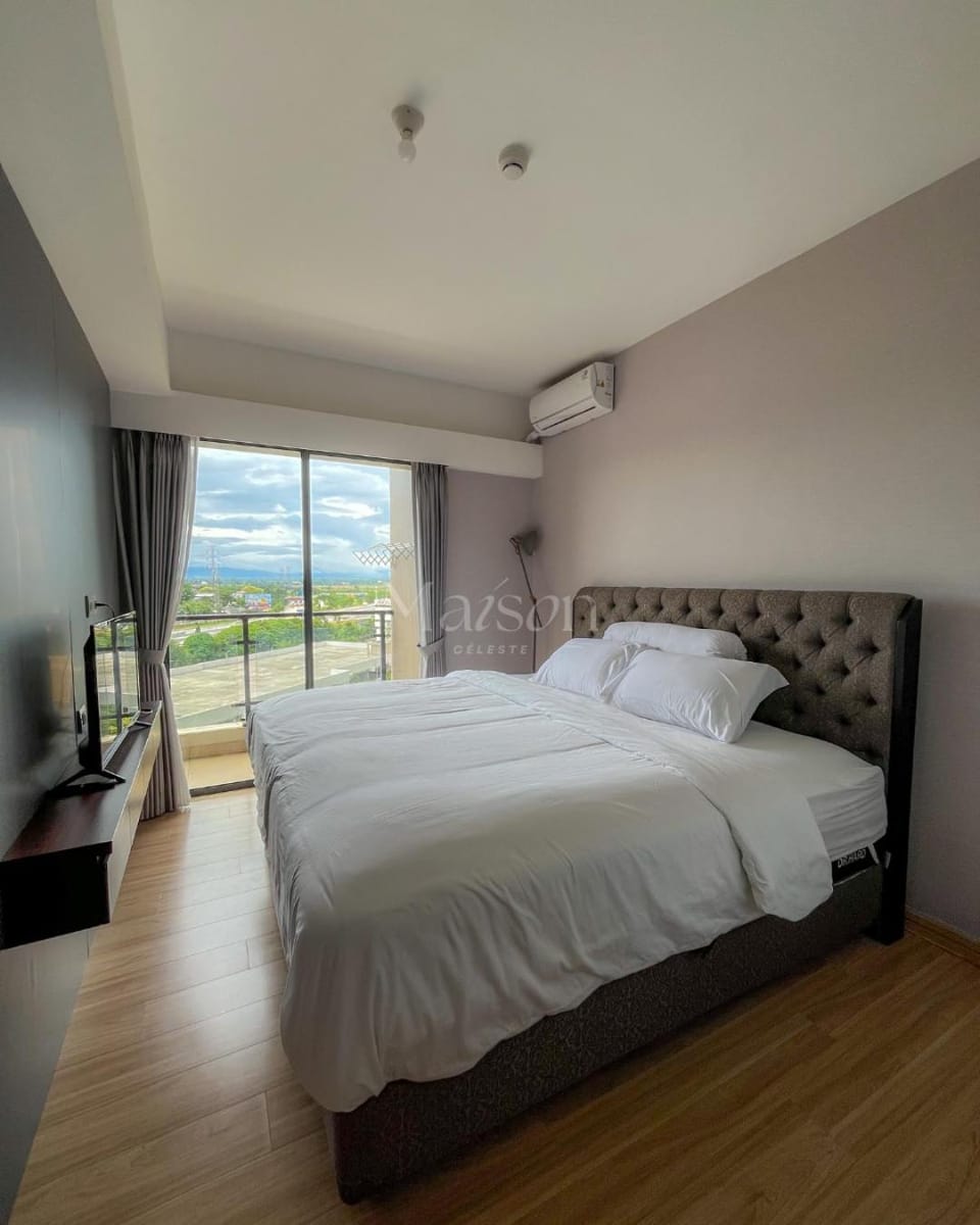 Apartemen SkyHouse 3 BR Bristol 10th Floor Apartment in Indonesia