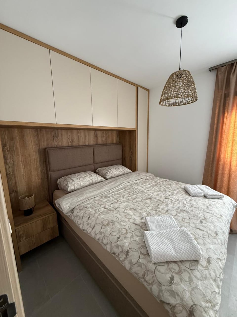 Bed, Bedroom, towels, wardrobe