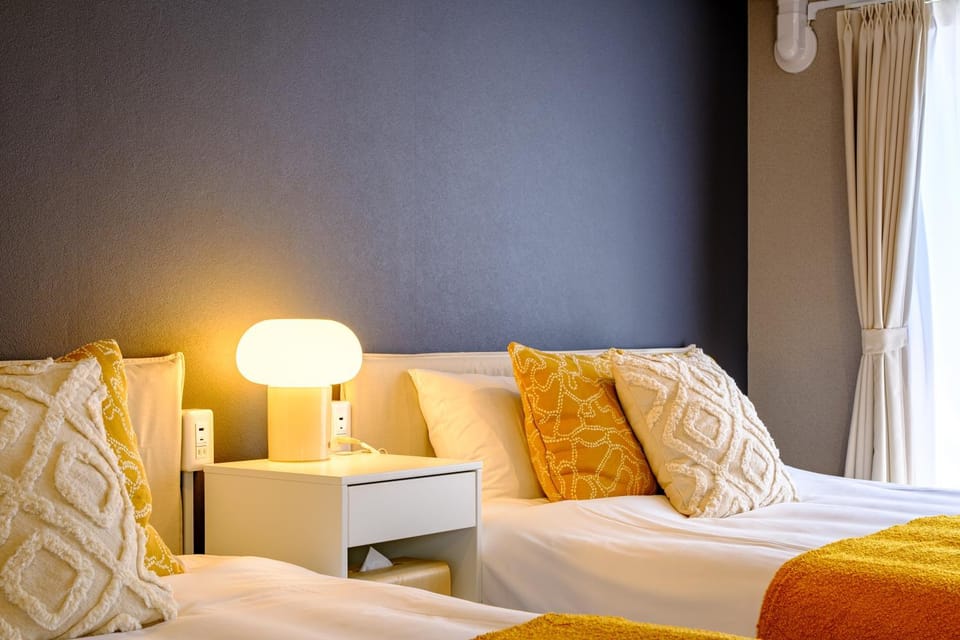 Living Stay Plum Residence - Authentic Tokyo Stay - Direct to HND 20m & Shinagawa Apartment in Kanagawa Prefecture