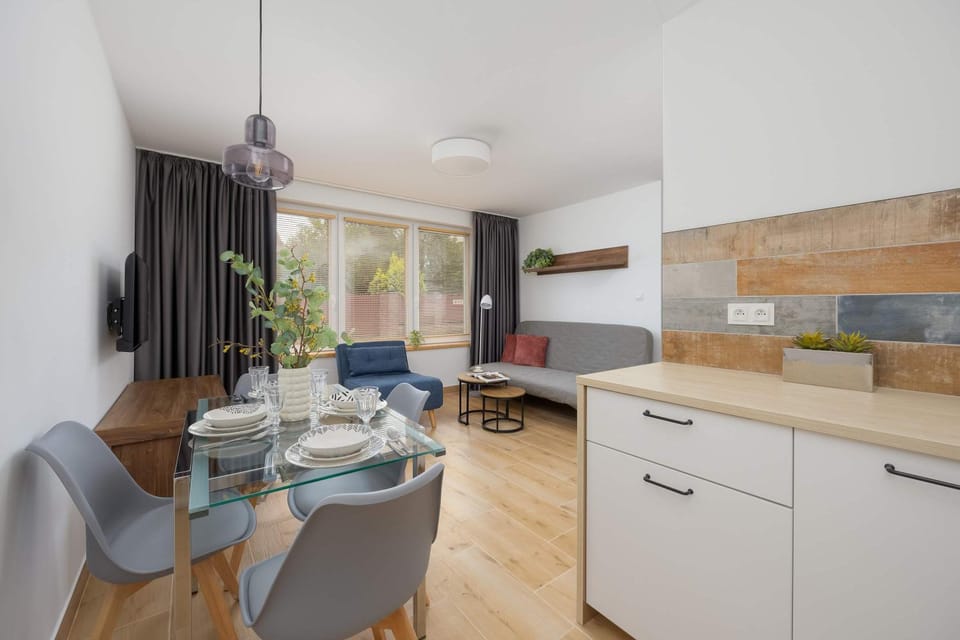 Kitchen or kitchenette, Seating area