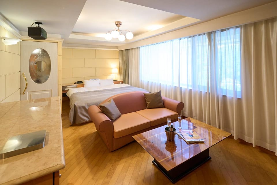 Bed, Photo of the whole room
